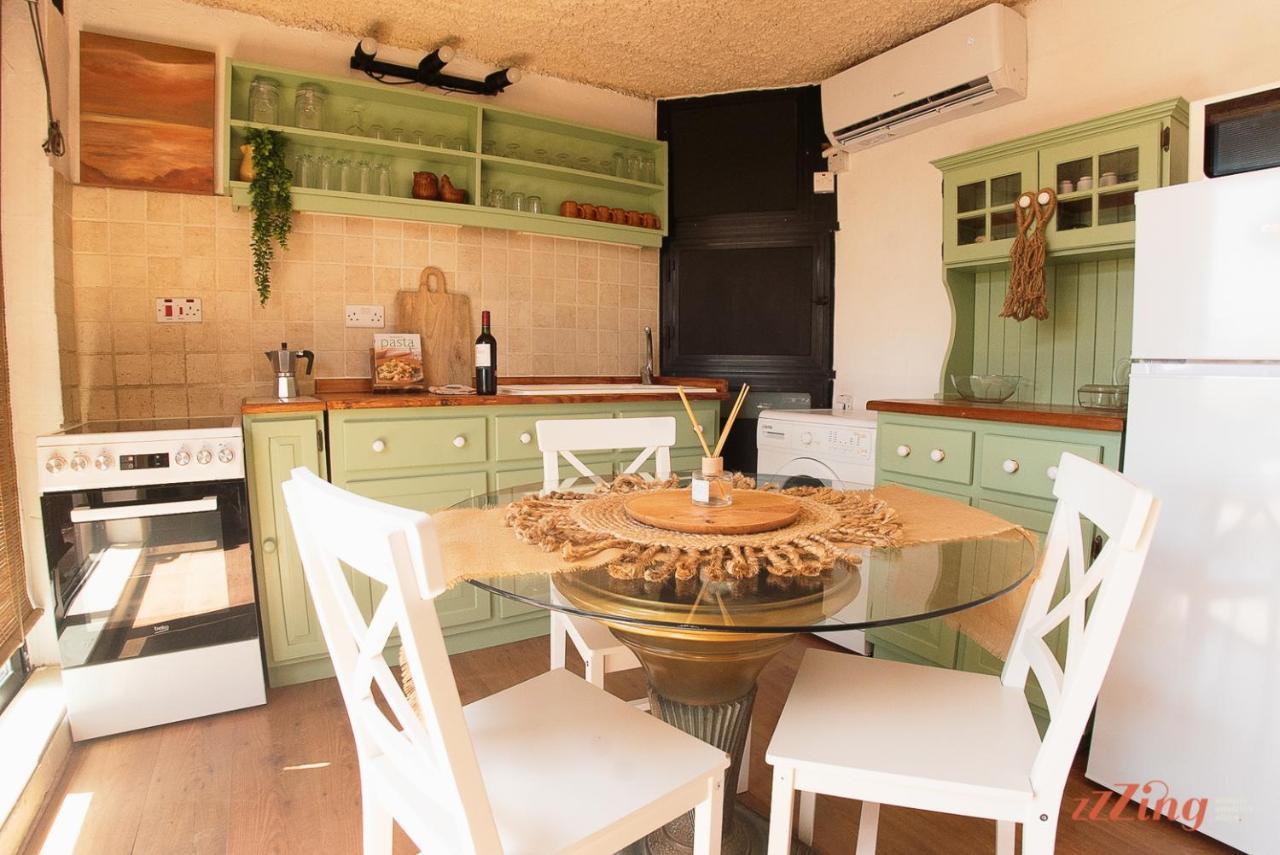 A Holiday Home Duplex In A Gozo Village Square Виктория Экстерьер фото